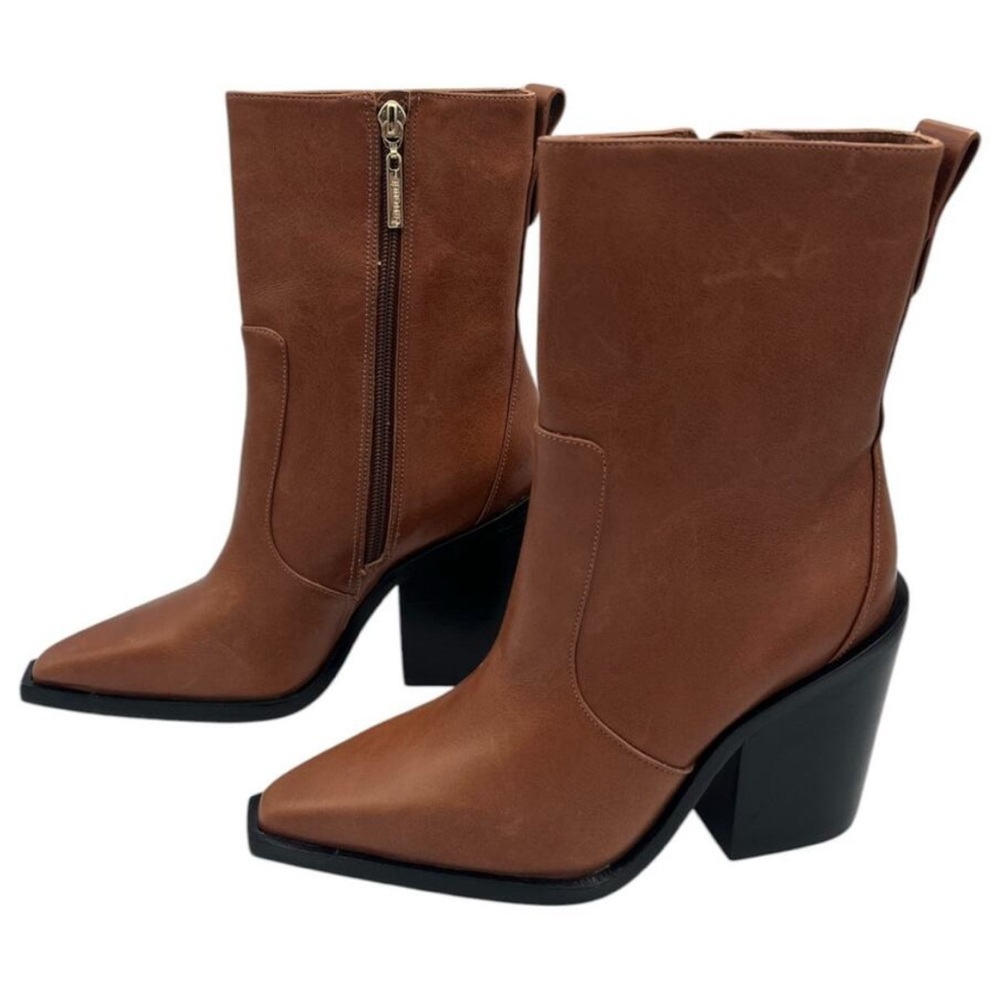 Larroude James leather boots caramel